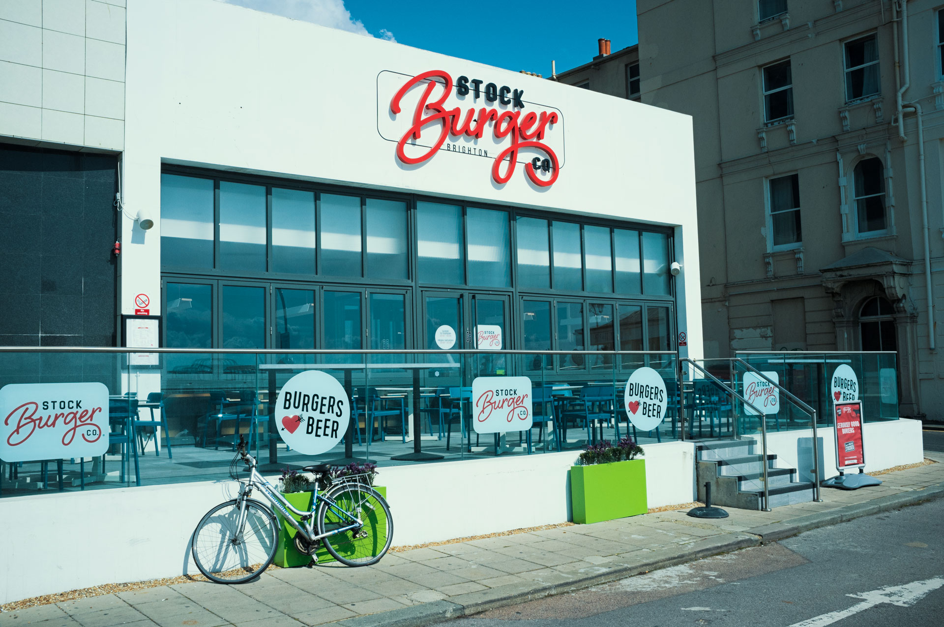 Stock Burger Co. – Pulled Beef Brisket Burger