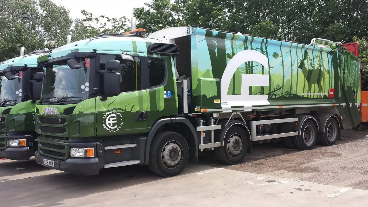 Epping Forest refuse truck livery